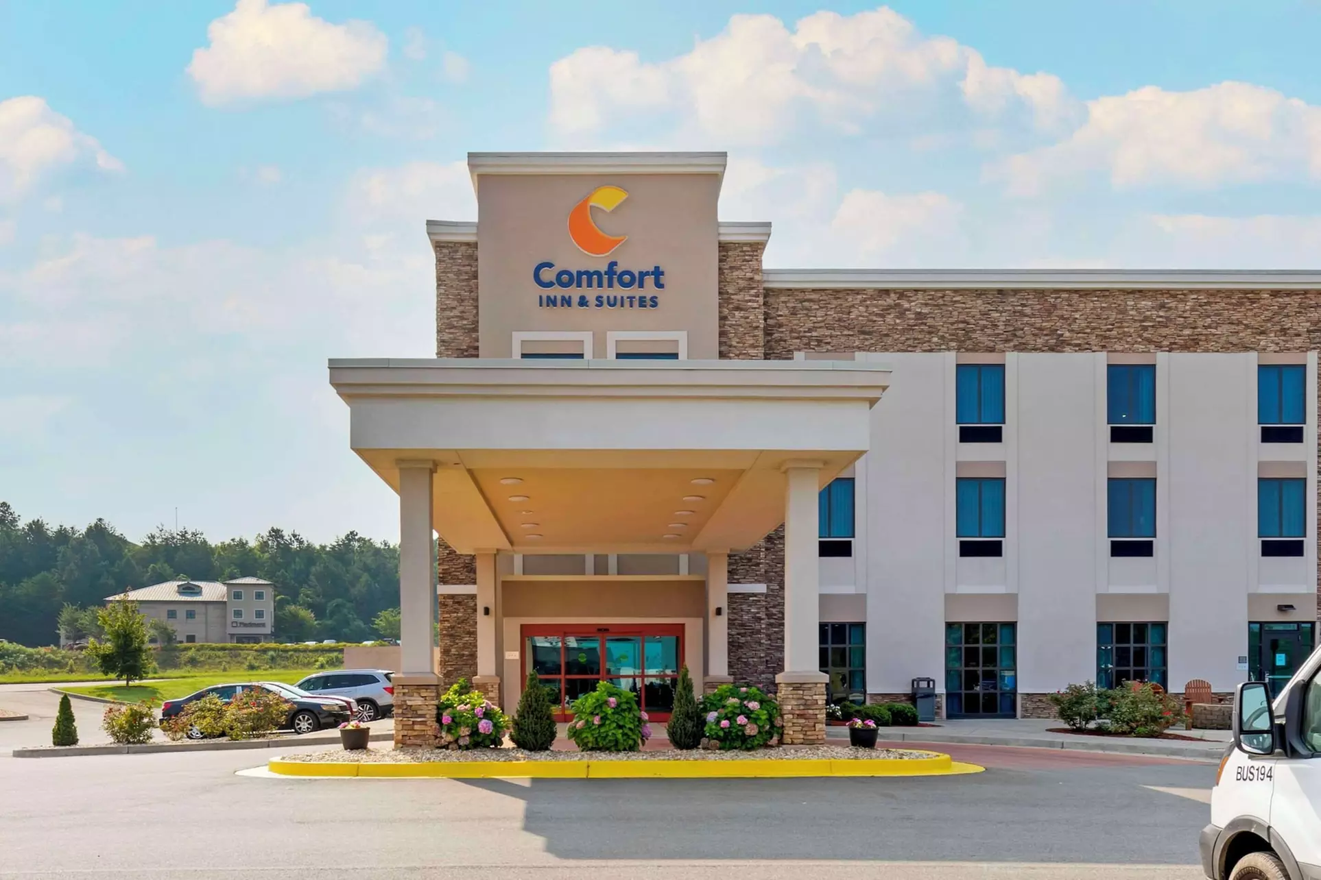 Comfort Inn & Suites - Primary Image