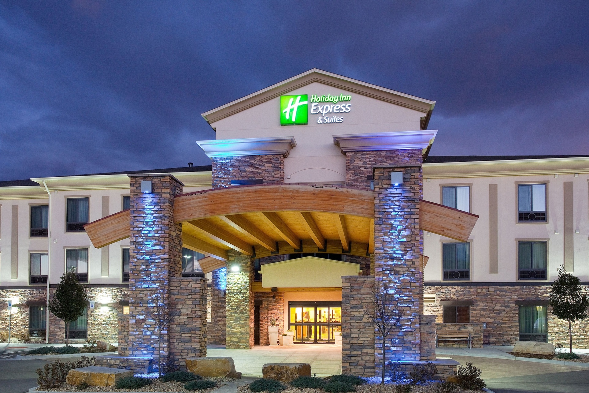 Holiday Inn Express & Suites Loveland by IHG
