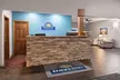 Days Inn by Wyndham Hutchinson - Second Medium