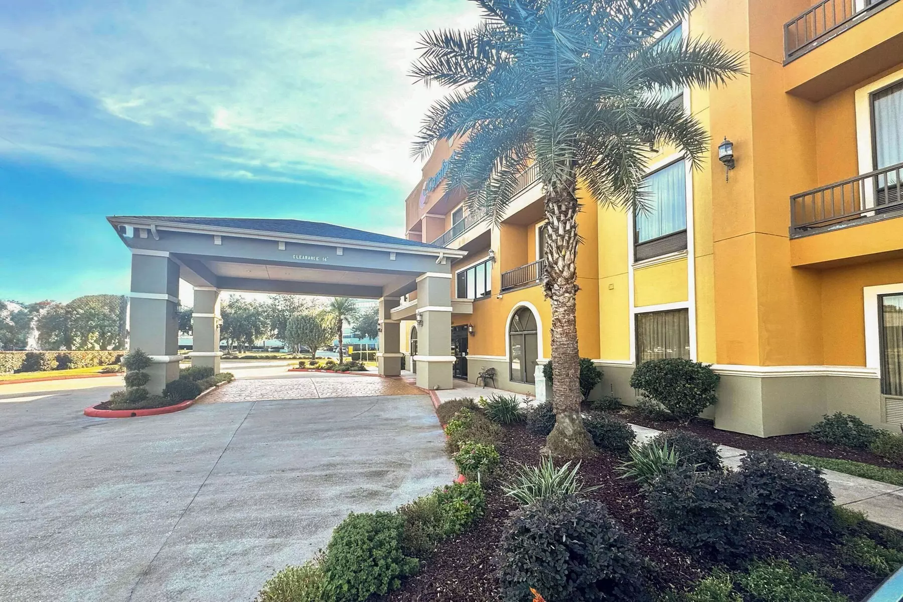 Comfort Suites Westchase Houston Energy Corridor - Primary Image