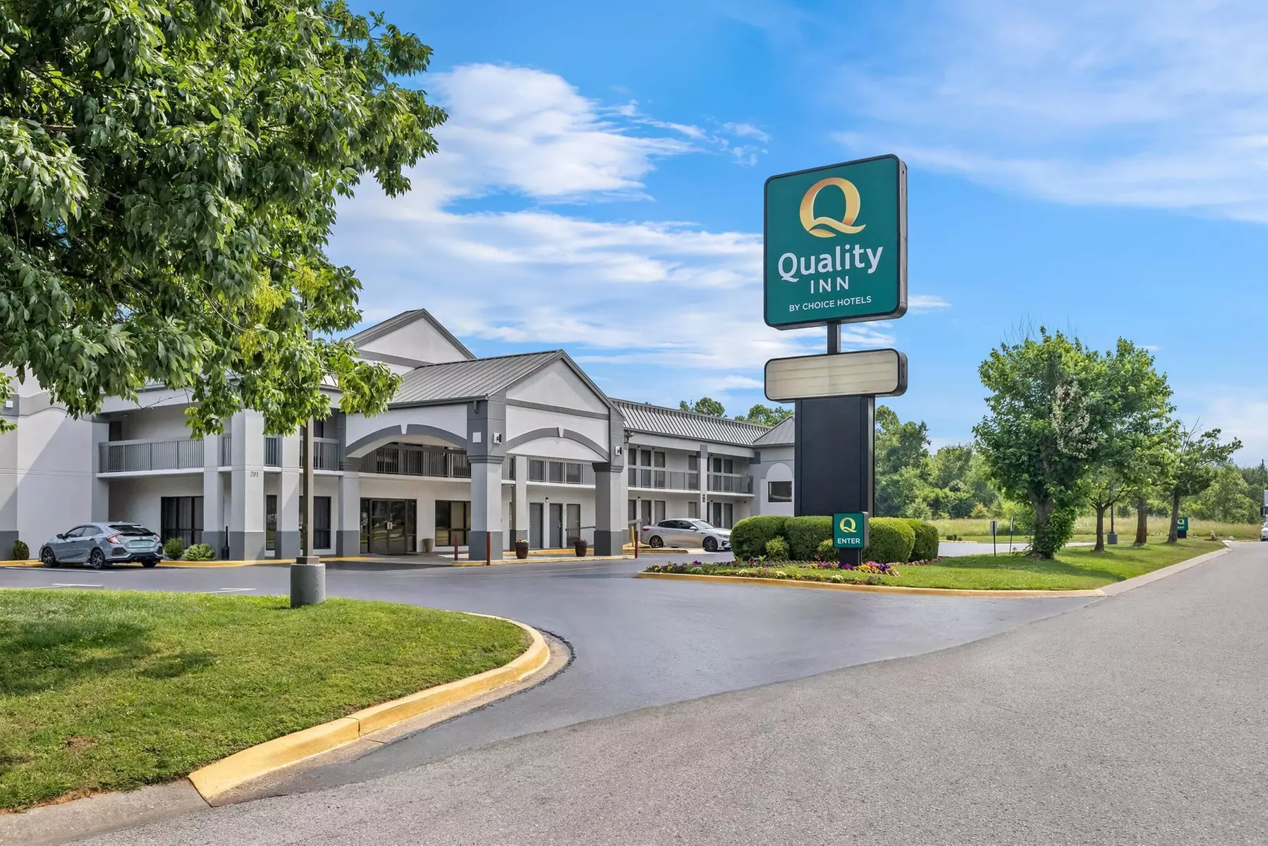 Quality Inn Fort Campbell - Primary Image