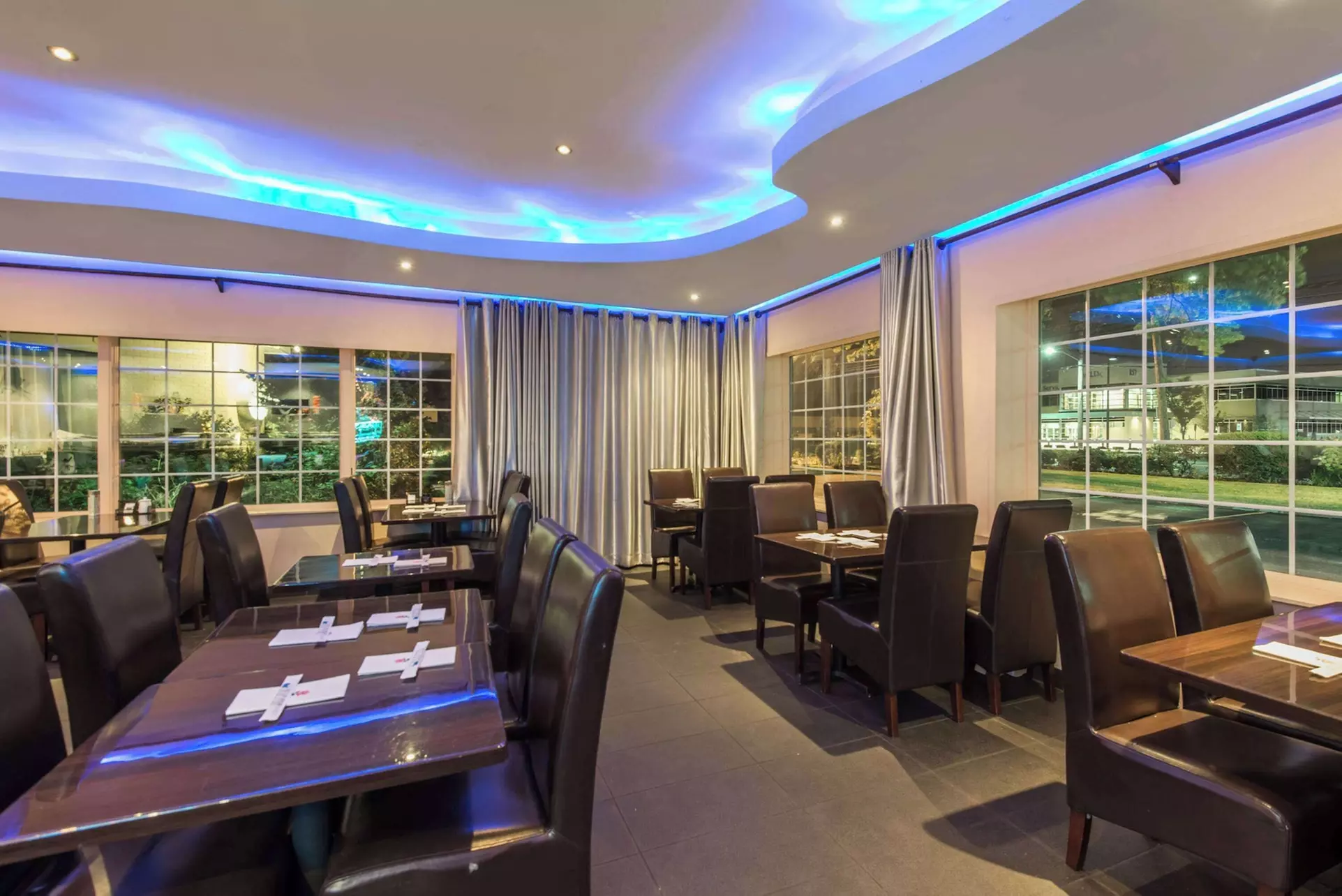 Days Inn by Wyndham Hicksville Long Island - Primary Image