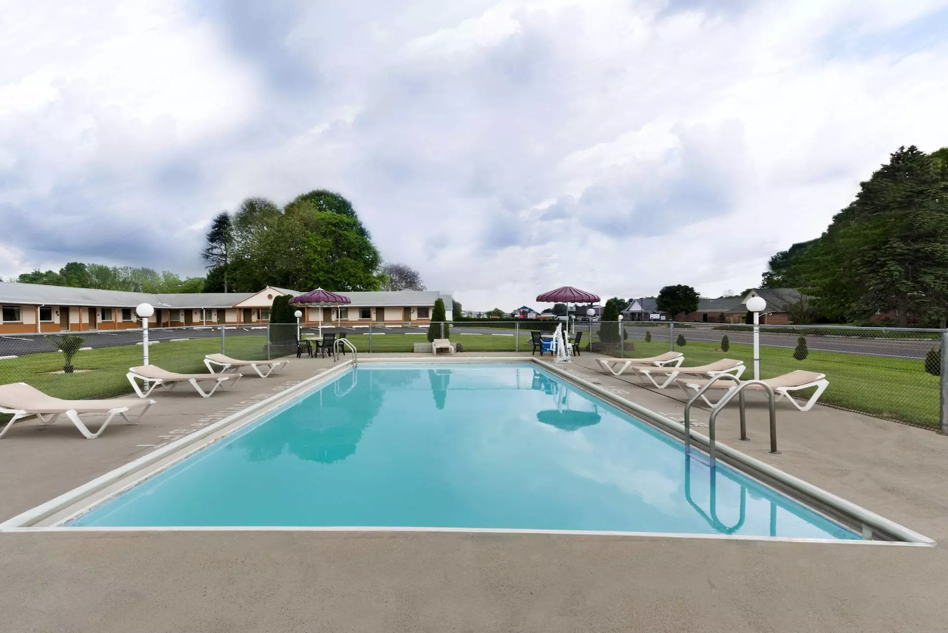 Knights Inn Palmyra - Primary Image
