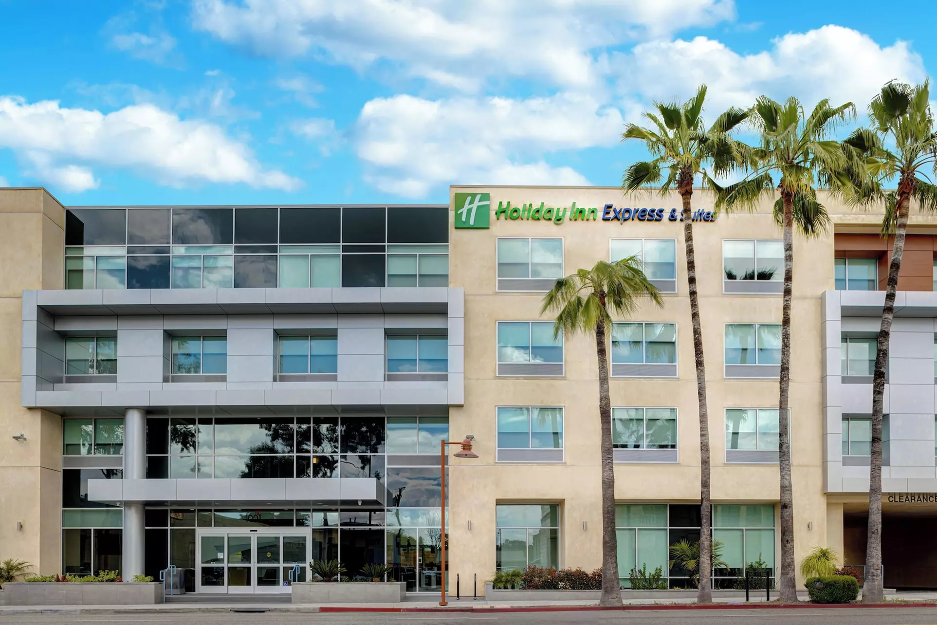 Holiday Inn Express And Suites Glendale Downtown by IHG - Primary Image