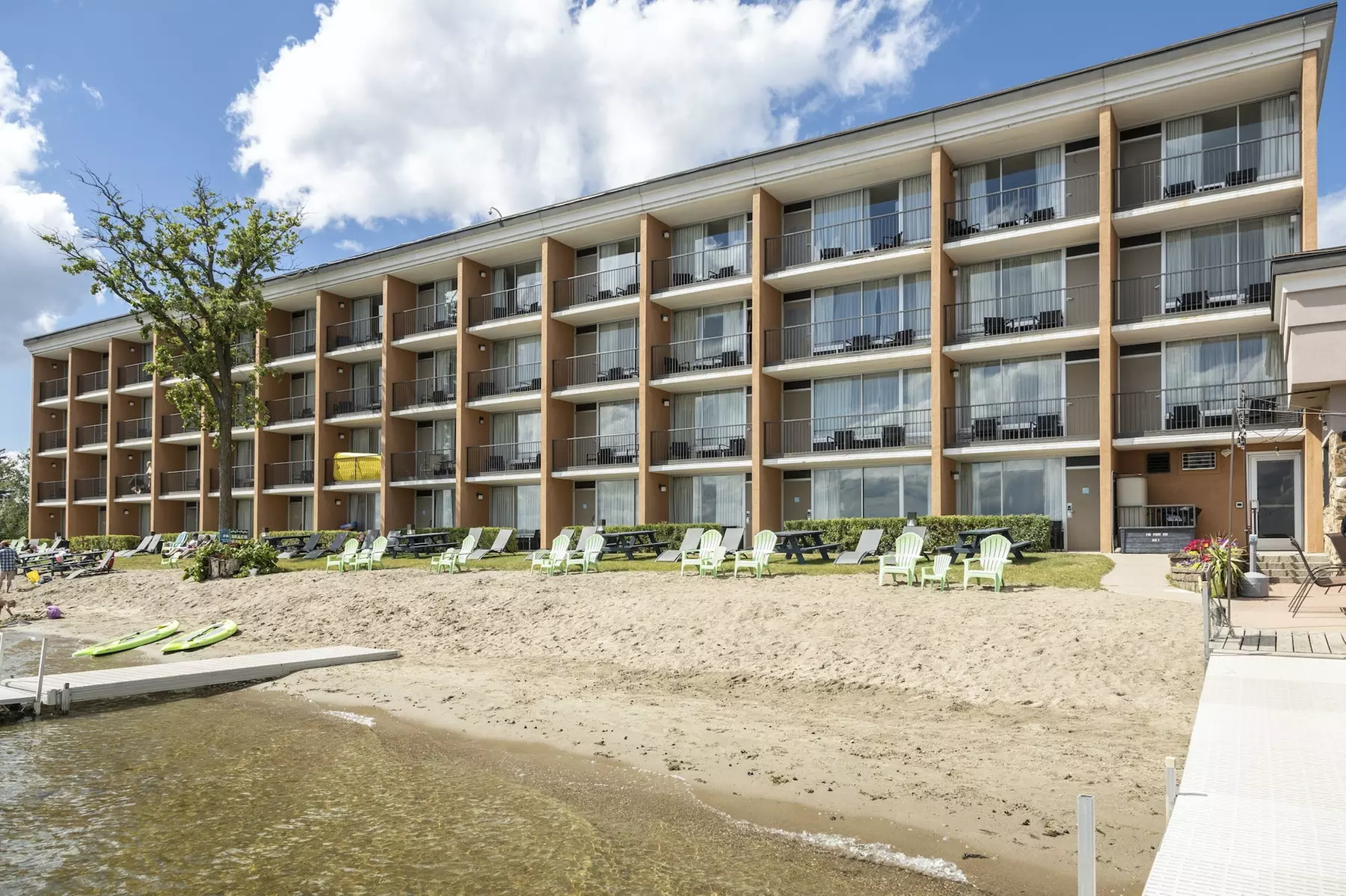 Holiday Inn Detroit Lakes by IHG - Primary Image