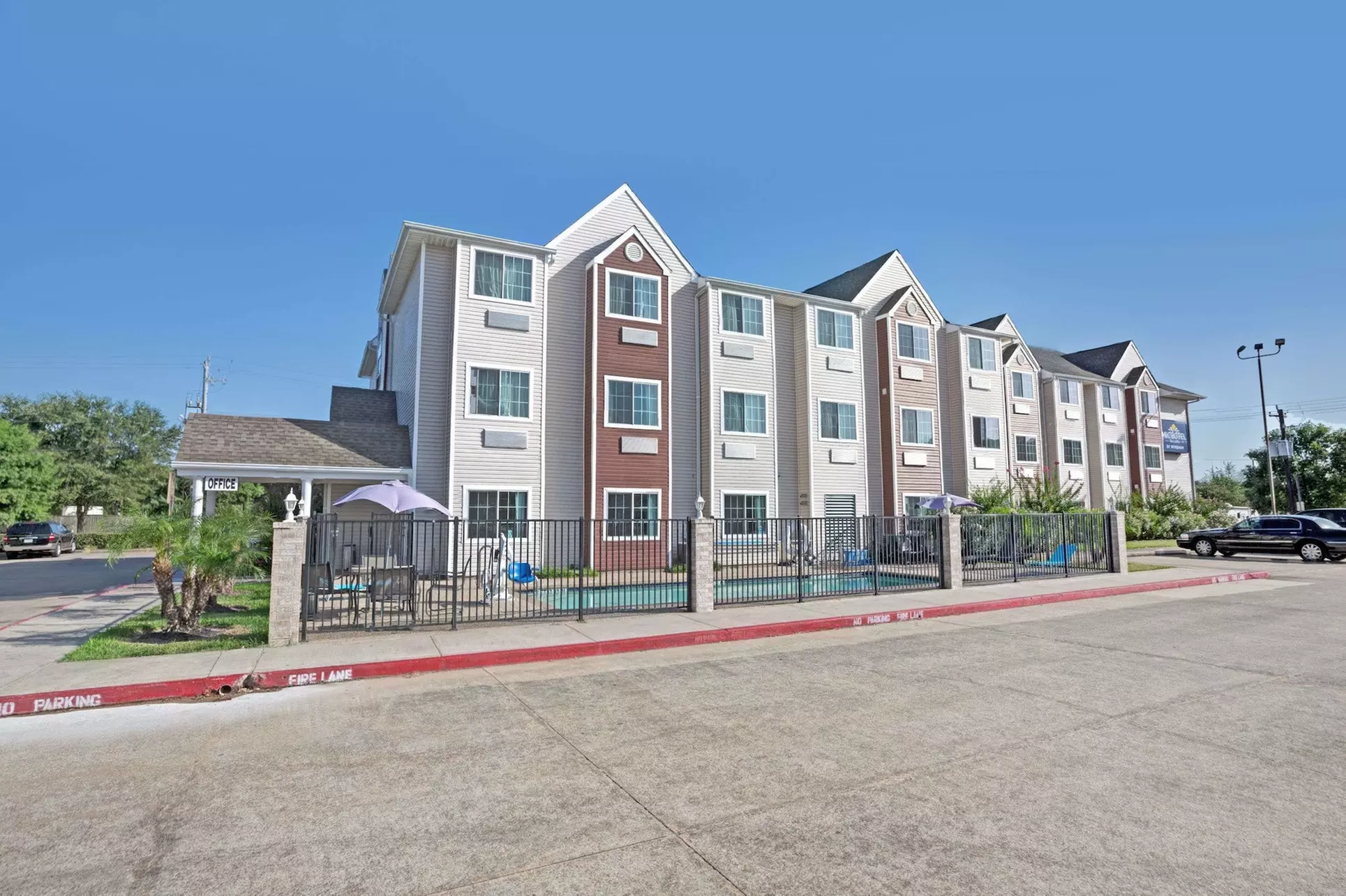 Microtel Inn & Suites by Wyndham Houston