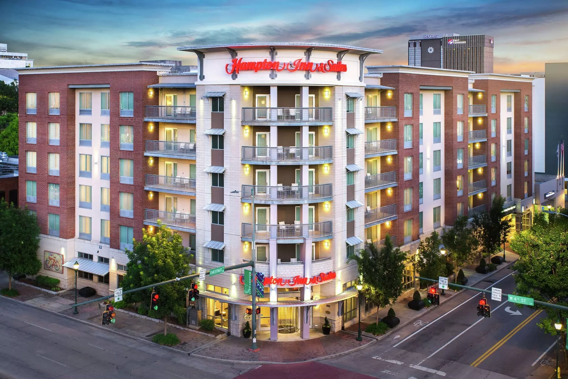 Hampton Inn & Suites Chattanooga/Downtown - Primary Image