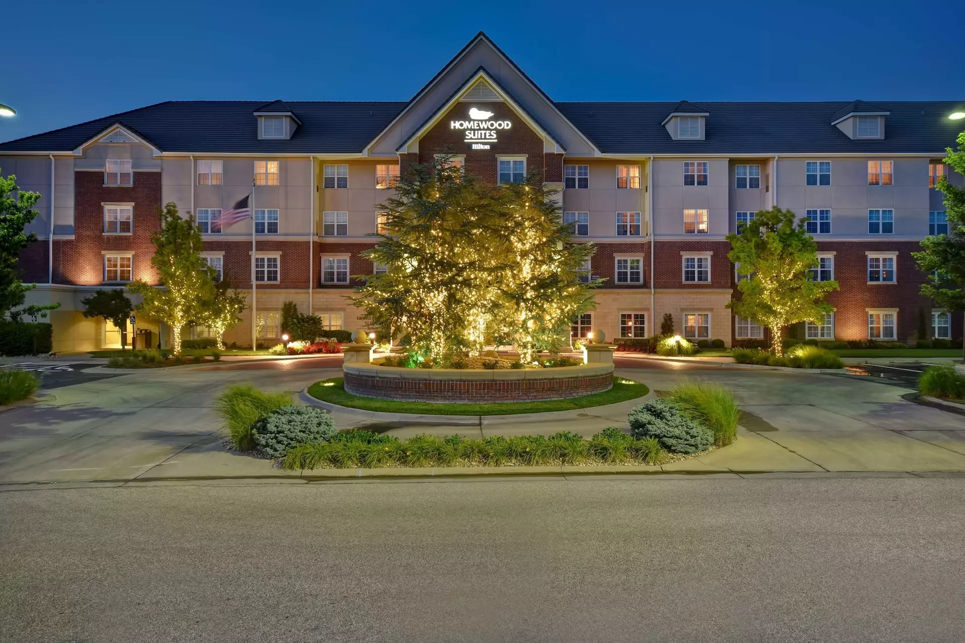 Homewood Suites by Hilton at The Waterfront - Primary Image
