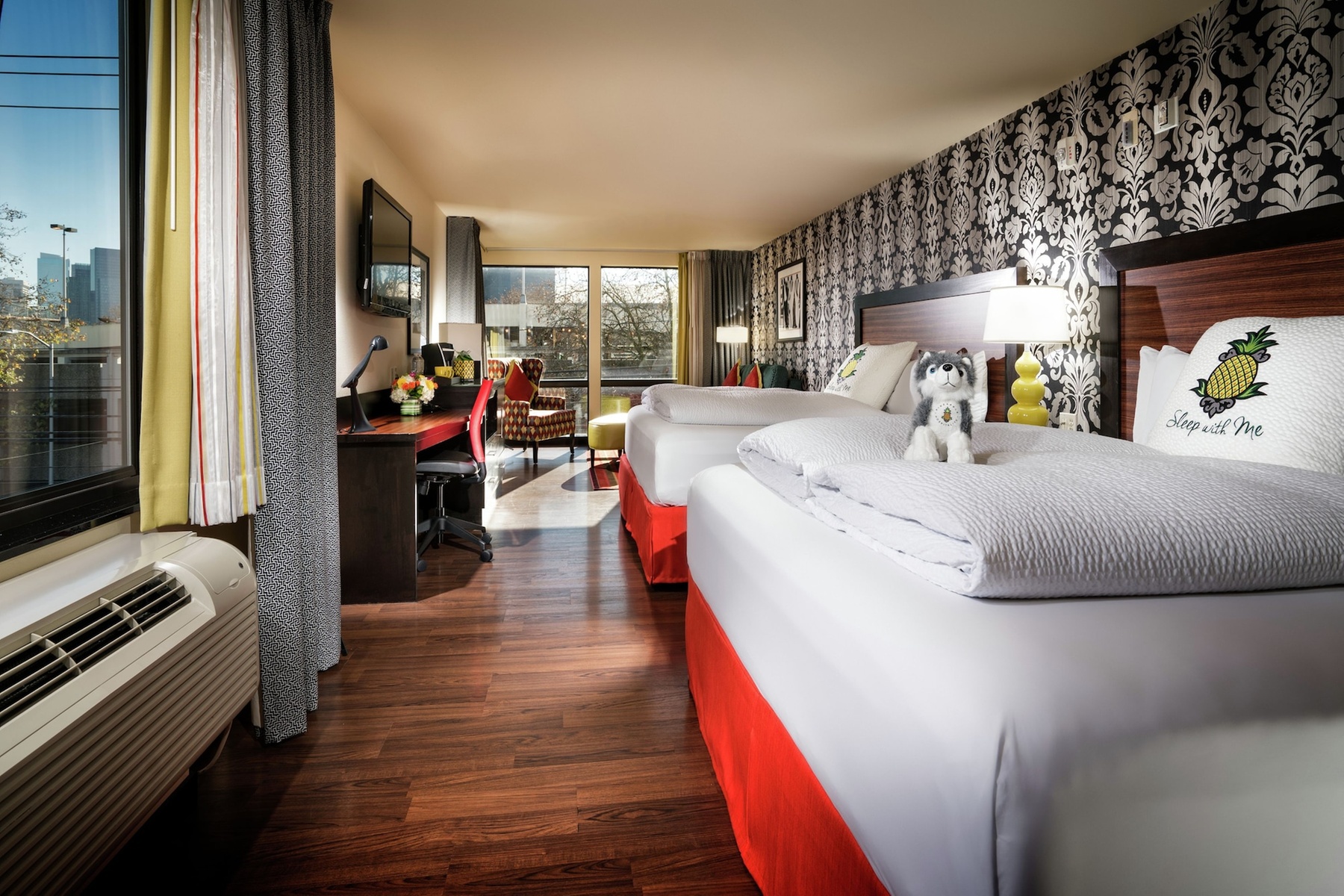 Staypineapple, The Maxwell Hotel, Seattle Center Seattle