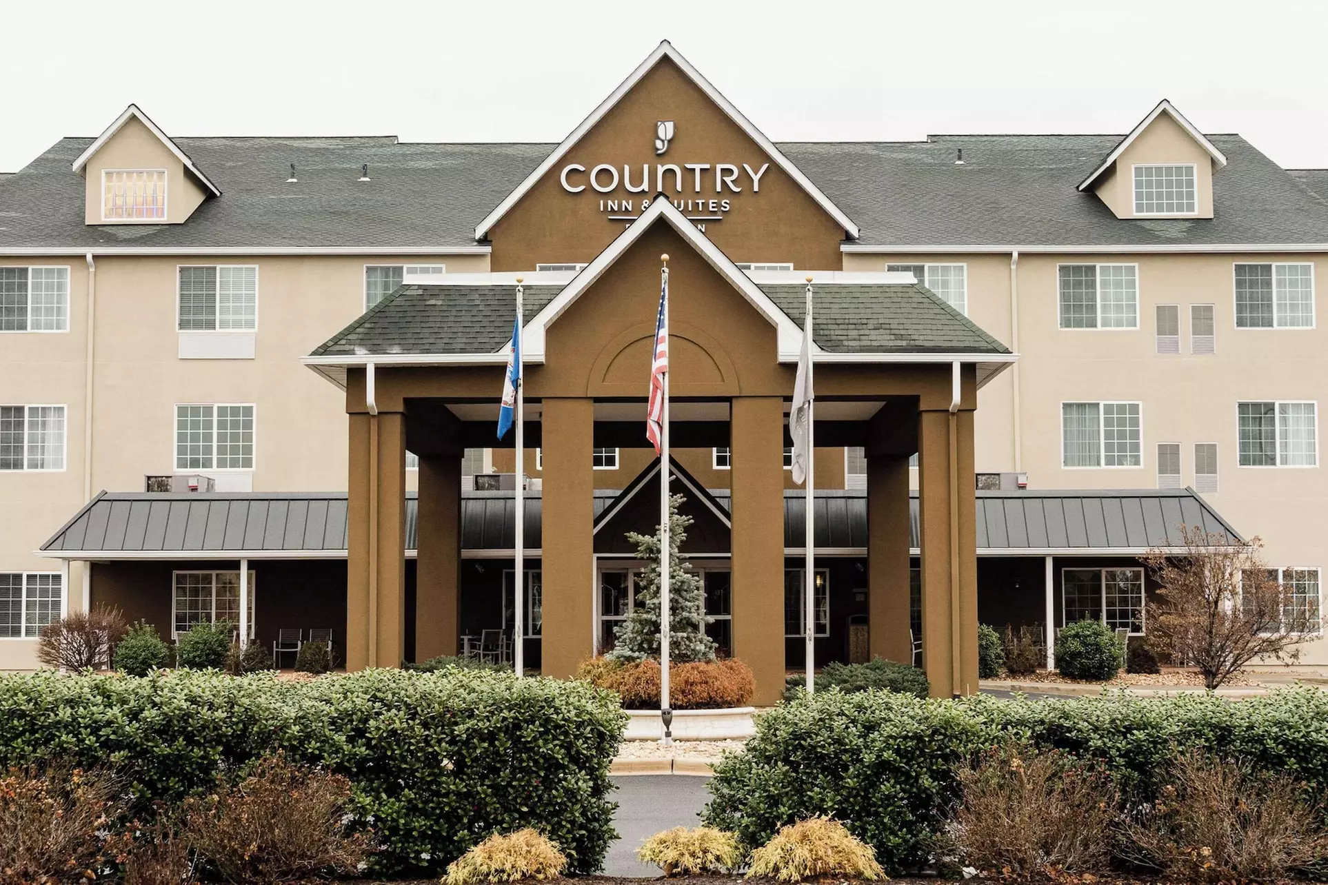 Country Inn & Suites by Radisson, Winchester, VA - Primary Image