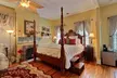 Green Palm Inn - Second Medium