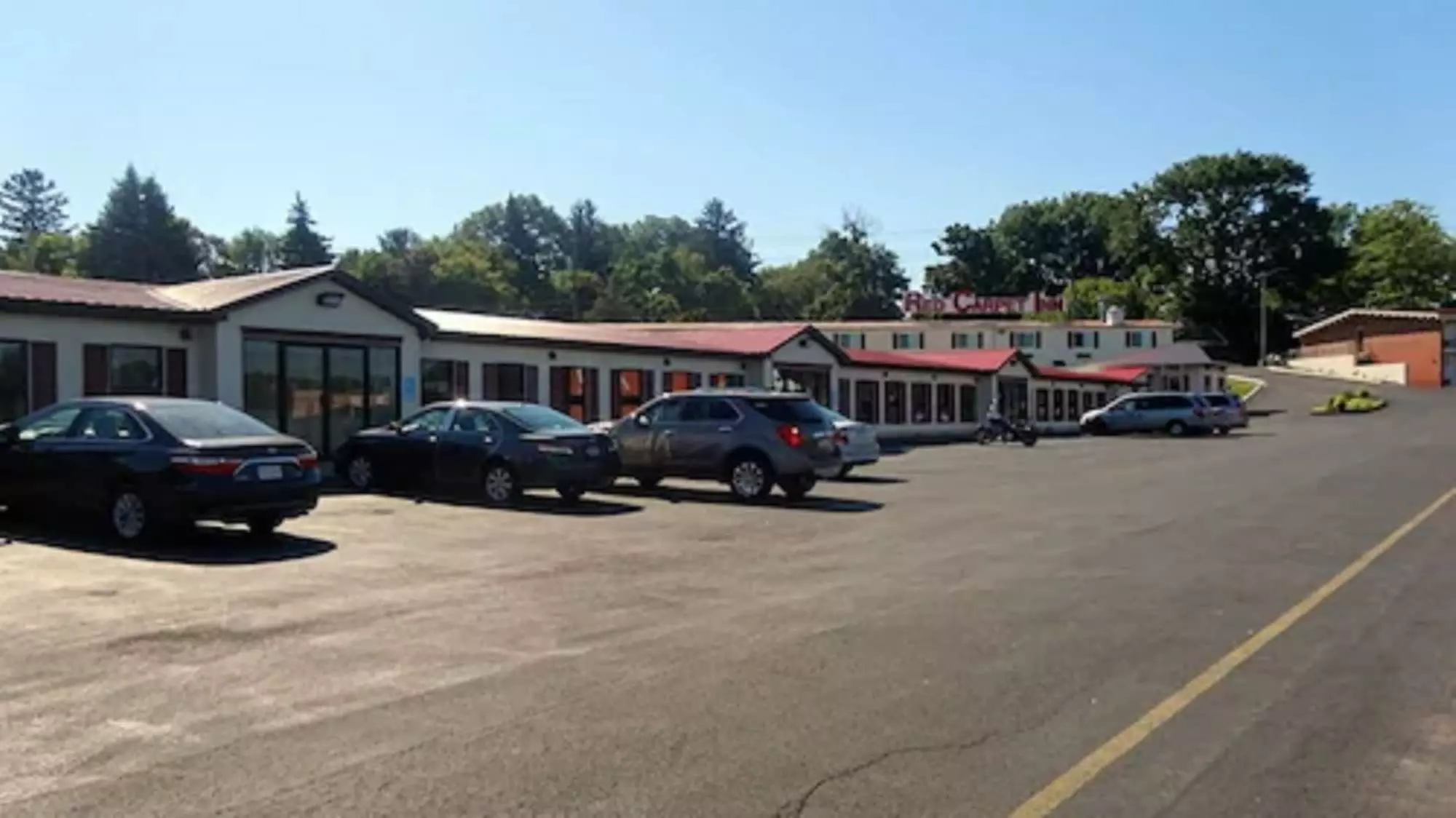 Red Carpet Inn North Syracuse - Primary Image