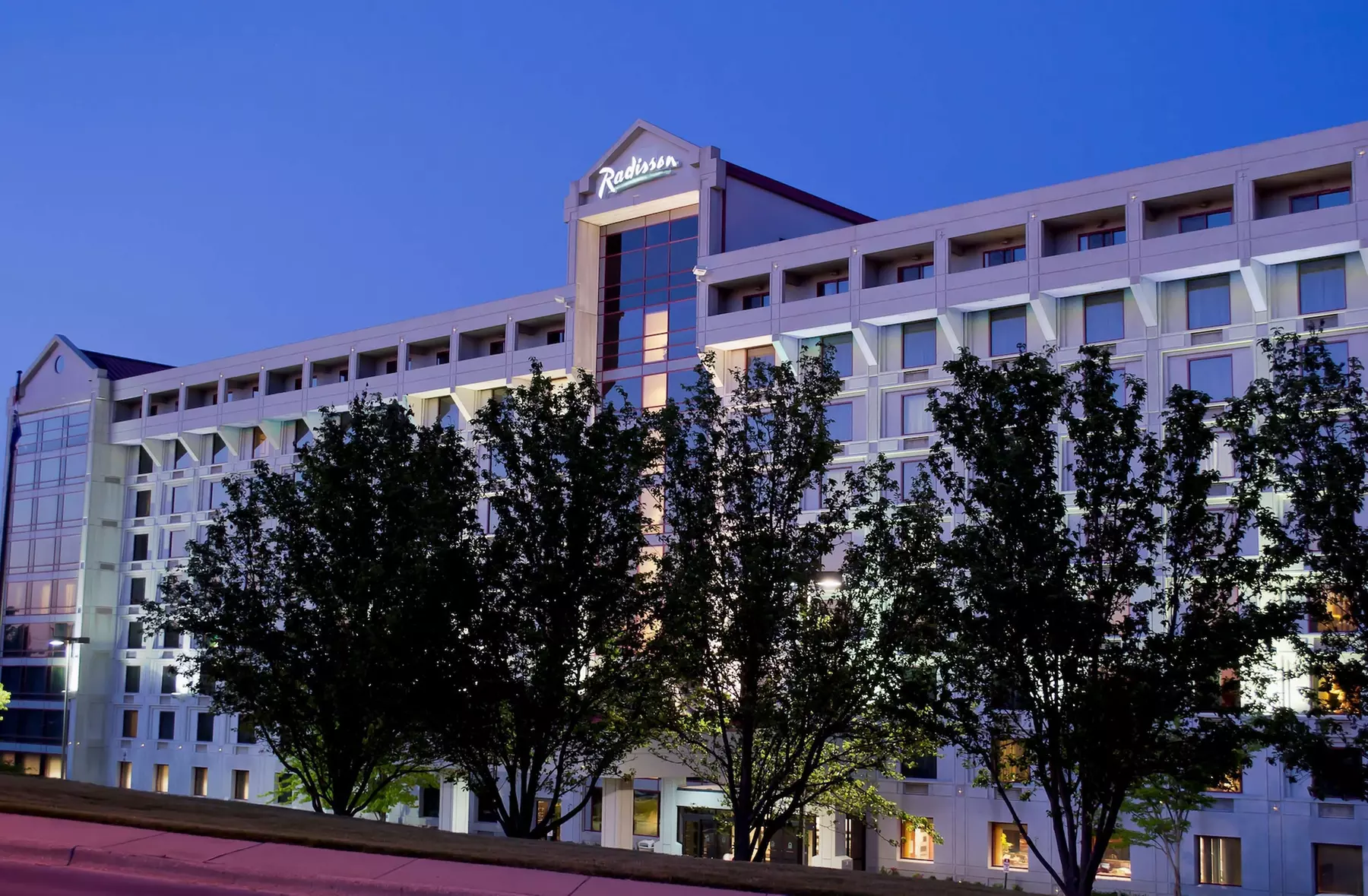 Radisson Hotel Branson - Primary Image
