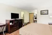 Econo Lodge Emporia - Second Medium