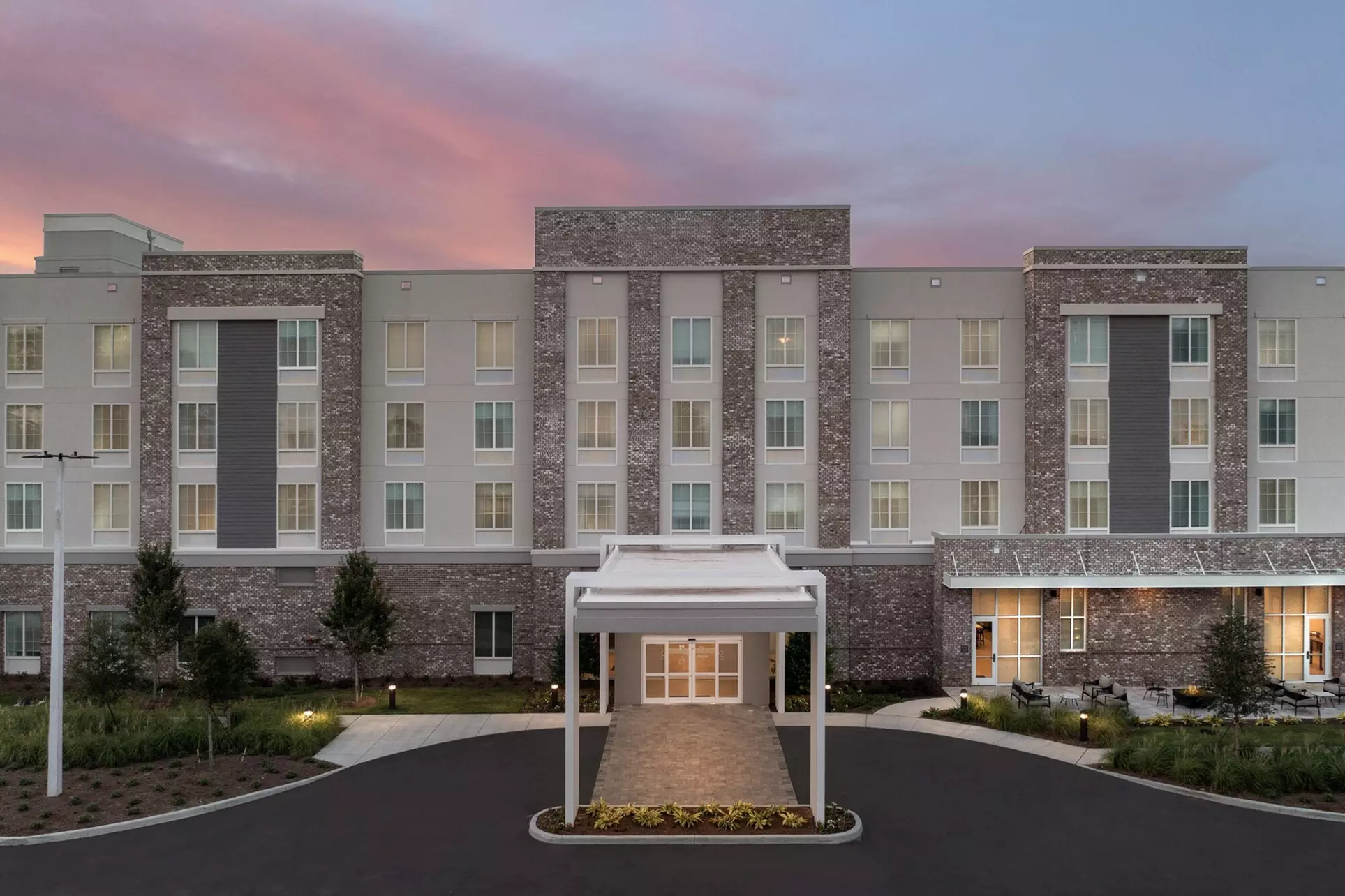 Hilton Garden Inn Pensacola Downtown - Primary Image