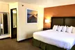 Days Inn & Suites by Wyndham Traverse City - Second Medium