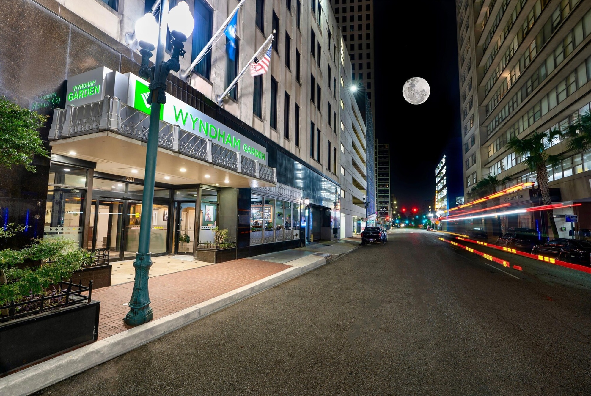 Wyndham Garden Hotel Baronne Plaza