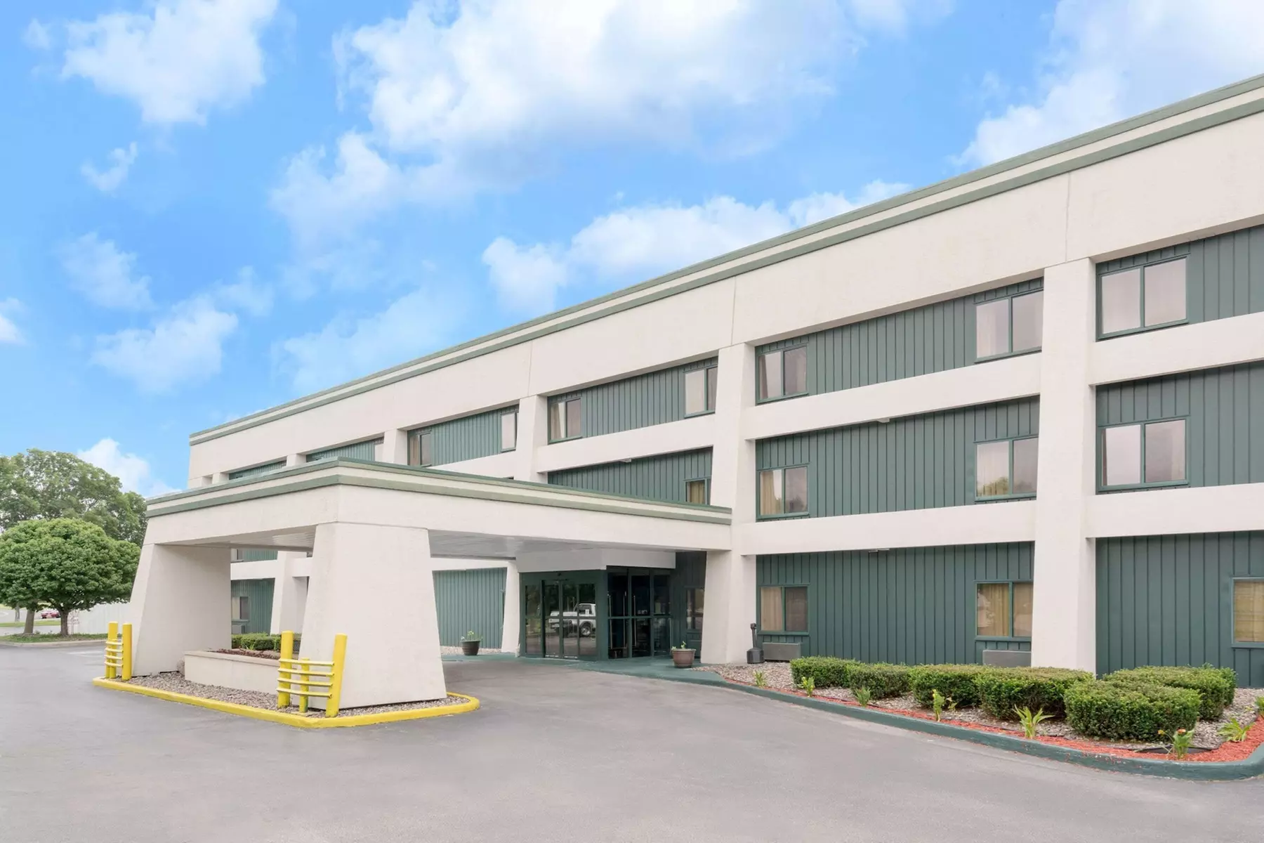 Baymont by Wyndham La Crosse/Onalaska - Primary Image