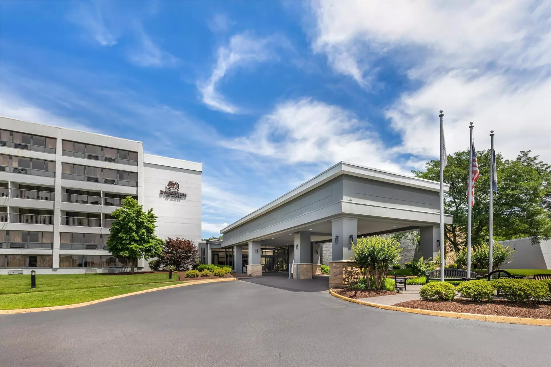 DoubleTree by Hilton Williamsburg - Primary Image