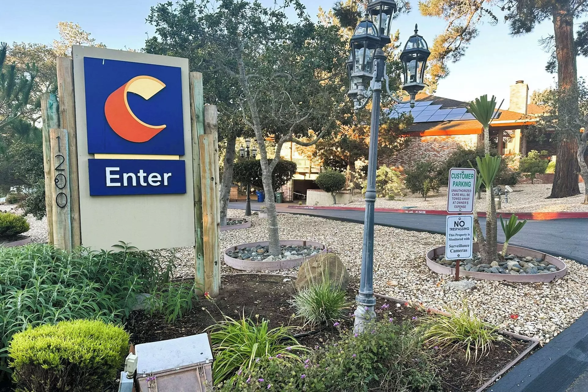 Comfort Inn Monterey Peninsula Airport - Primary Image
