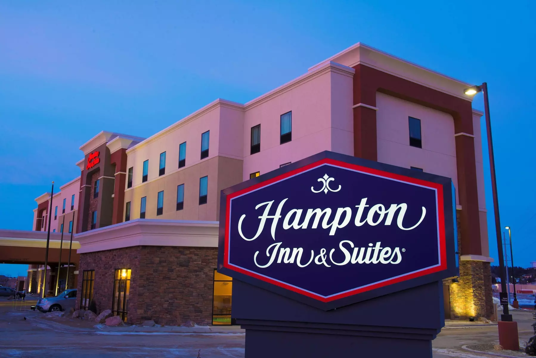 Hampton Inn & Suites Bismarck Northwest - Primary Image