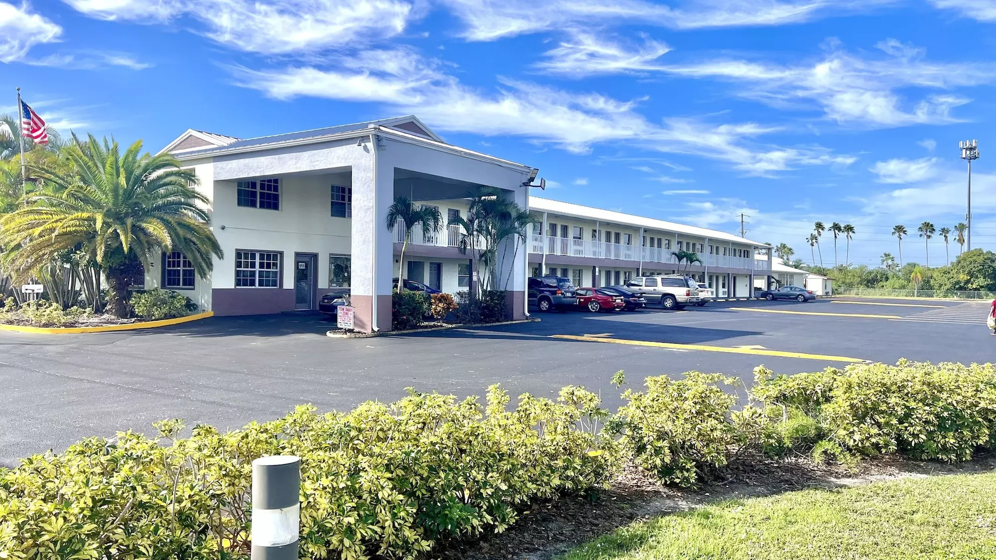 Flamingo Motel - Primary Image