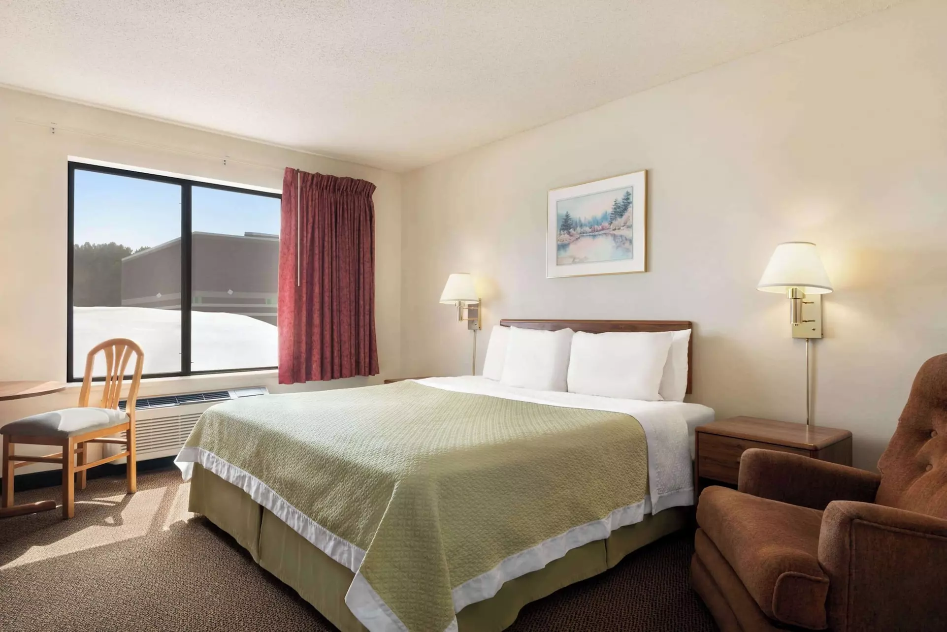 Days Inn by Wyndham Eagle River - Primary Image