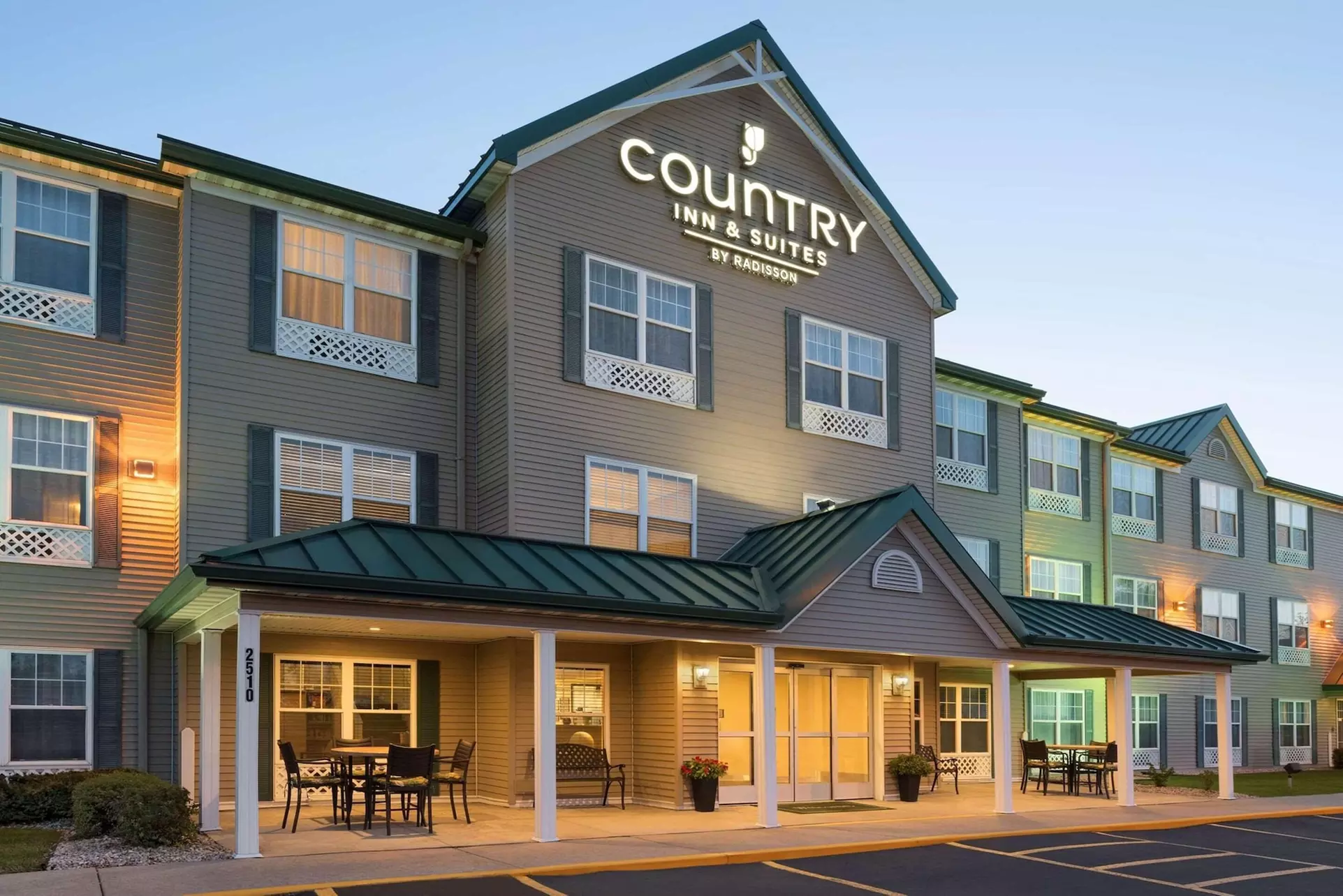 Country Inn & Suites by Radisson, Ankeny, IA - Primary Image