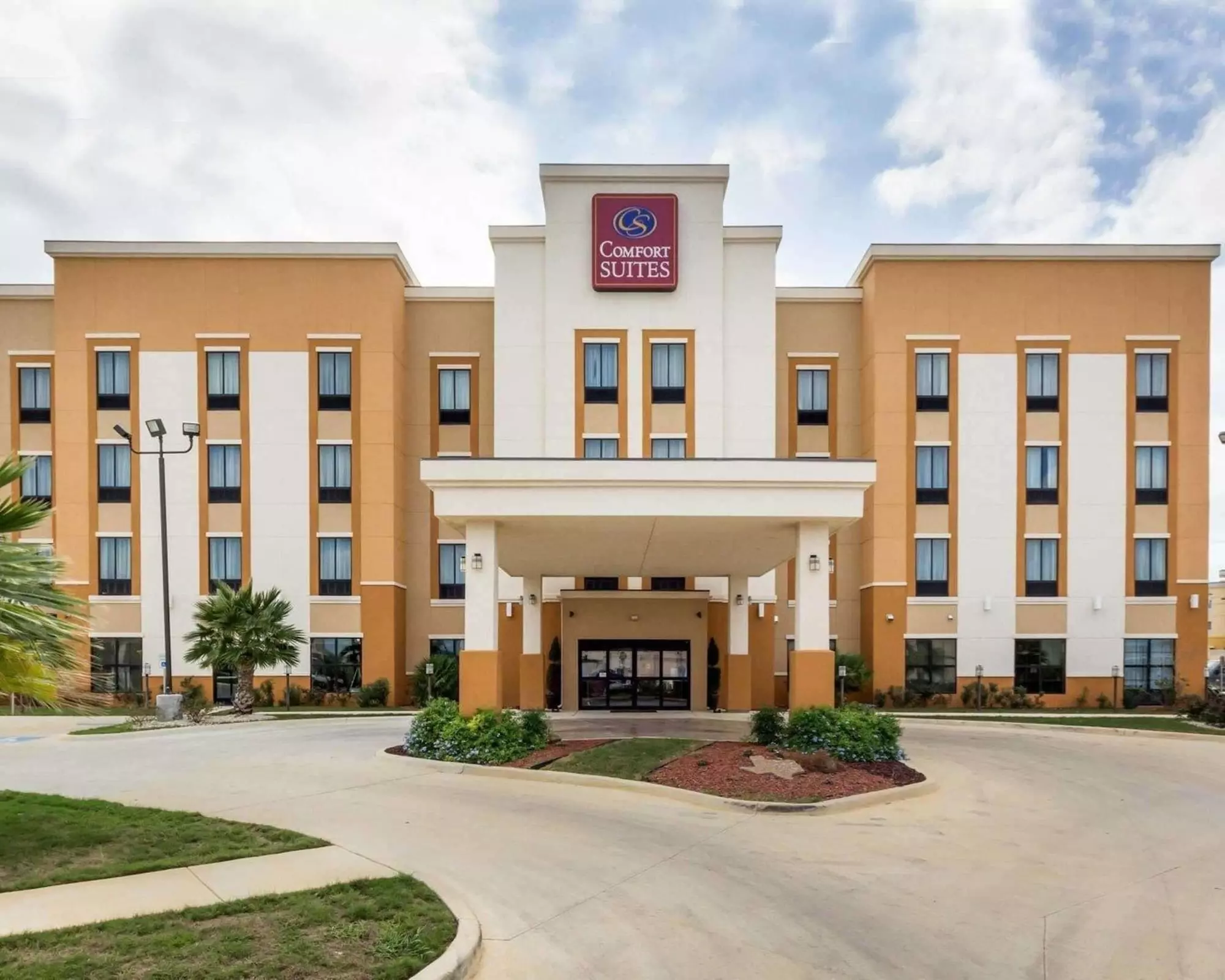 Comfort Suites Cotulla near I-35 - Primary Image
