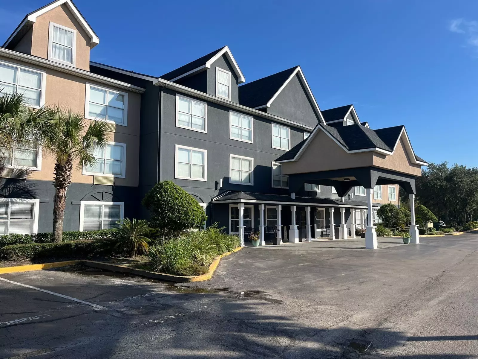 Country Inn & Suites by Radisson, Jacksonville, FL - Primary Image
