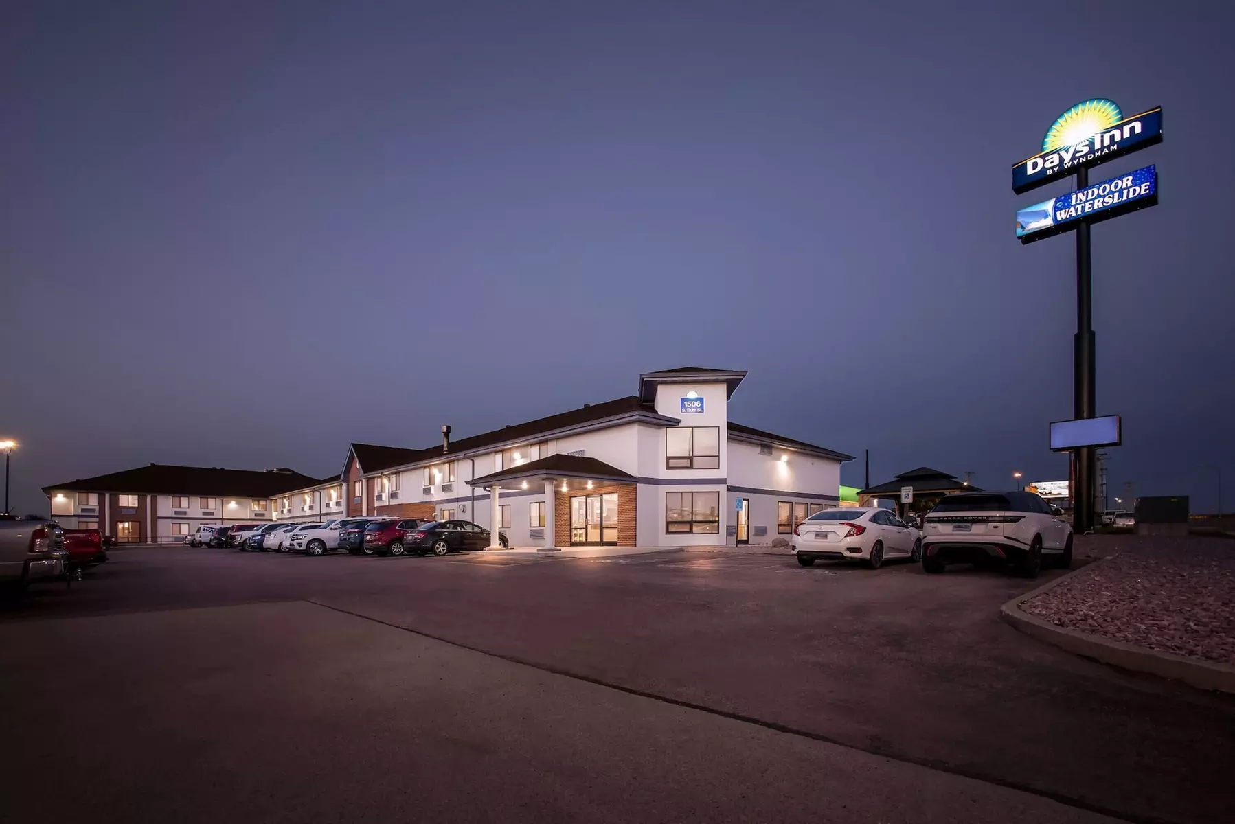 Days Inn by Wyndham Mitchell SD - Primary Image