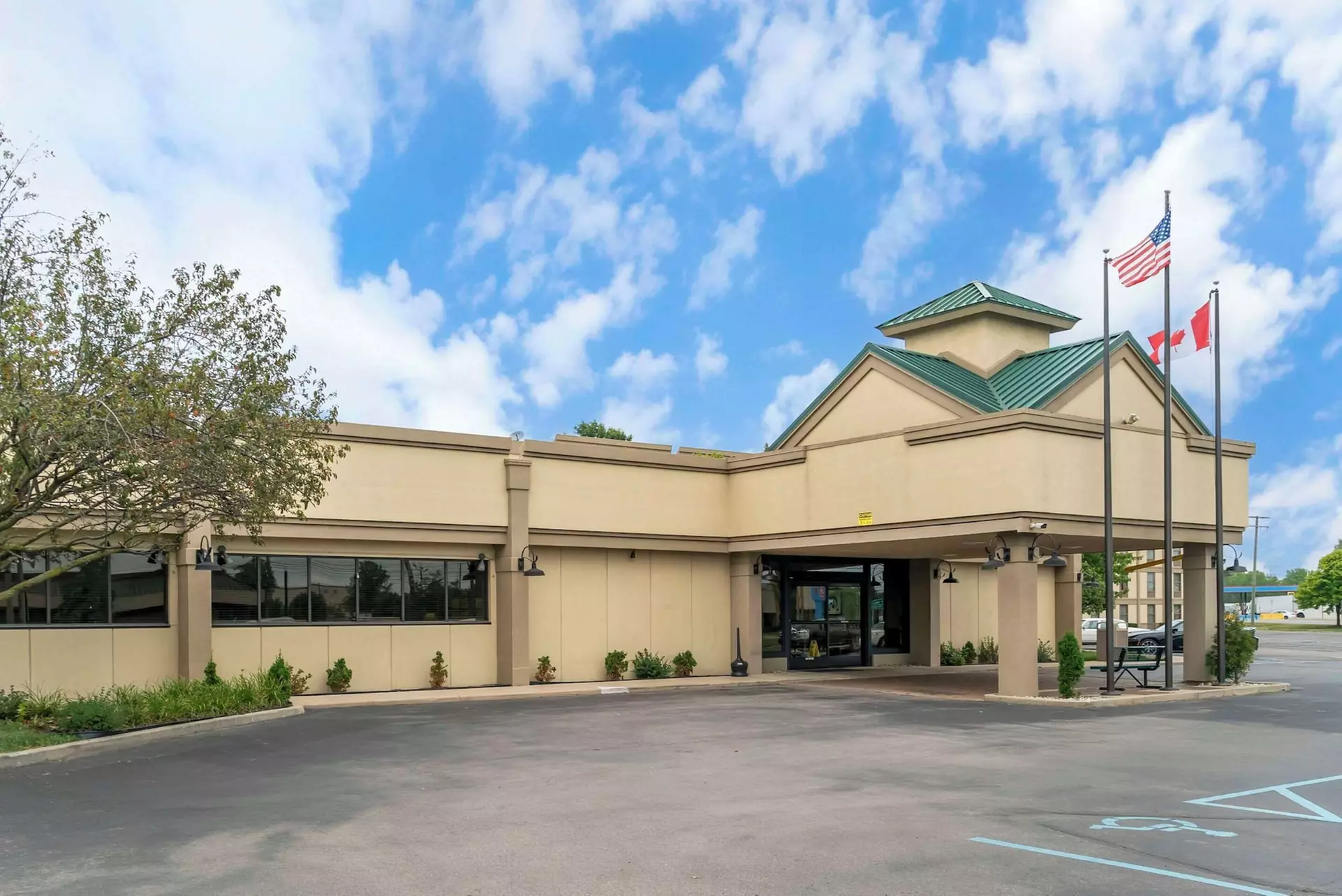 Quality Inn & Suites - Primary Image