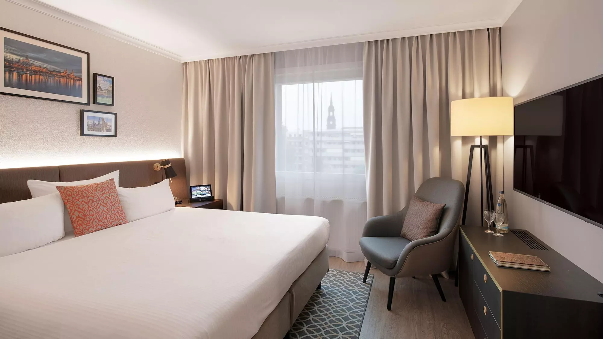 Bilderberg Bellevue Hotel Dresden - Primary Image