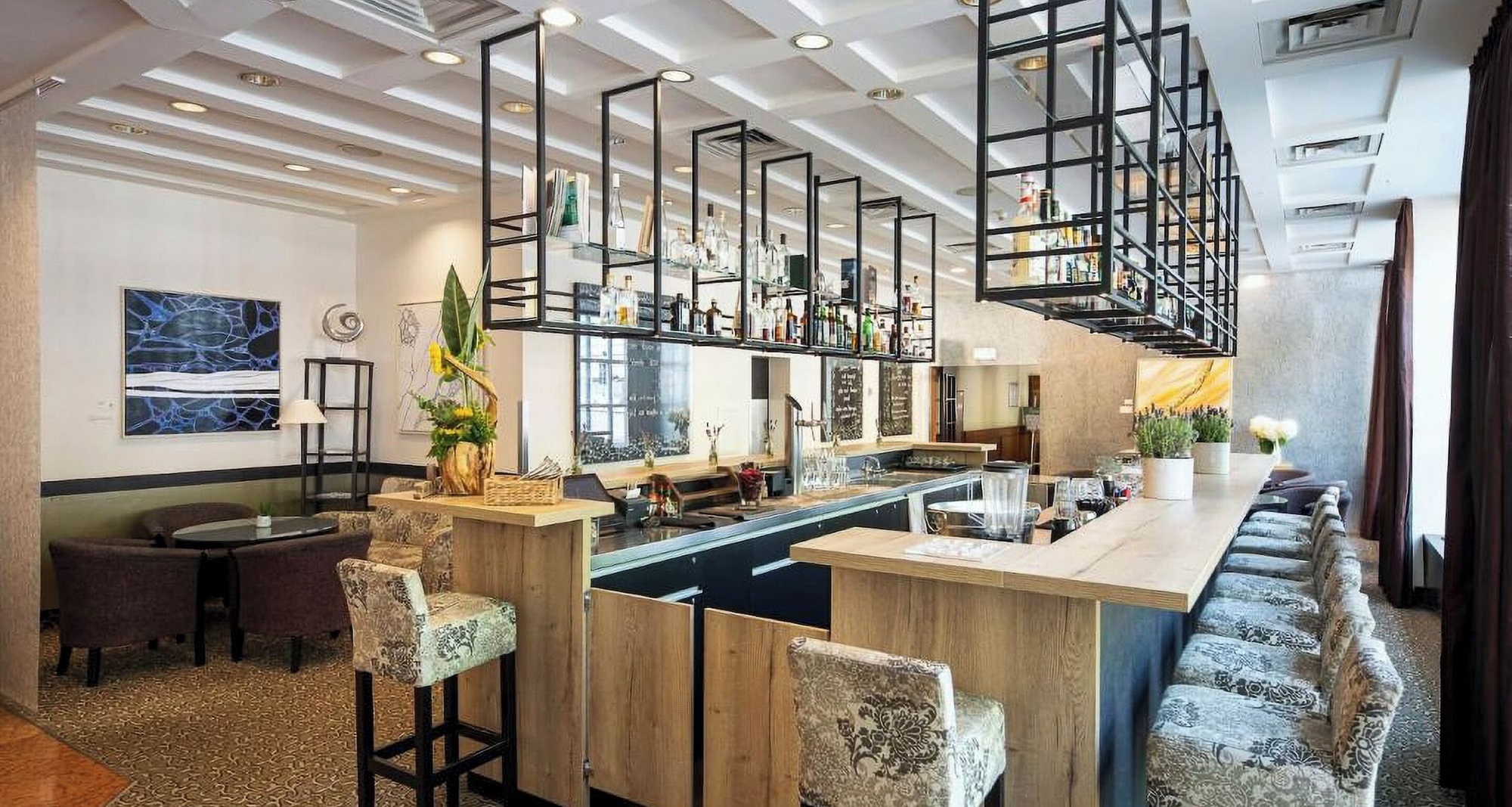 The Q - Quadro City Hotel