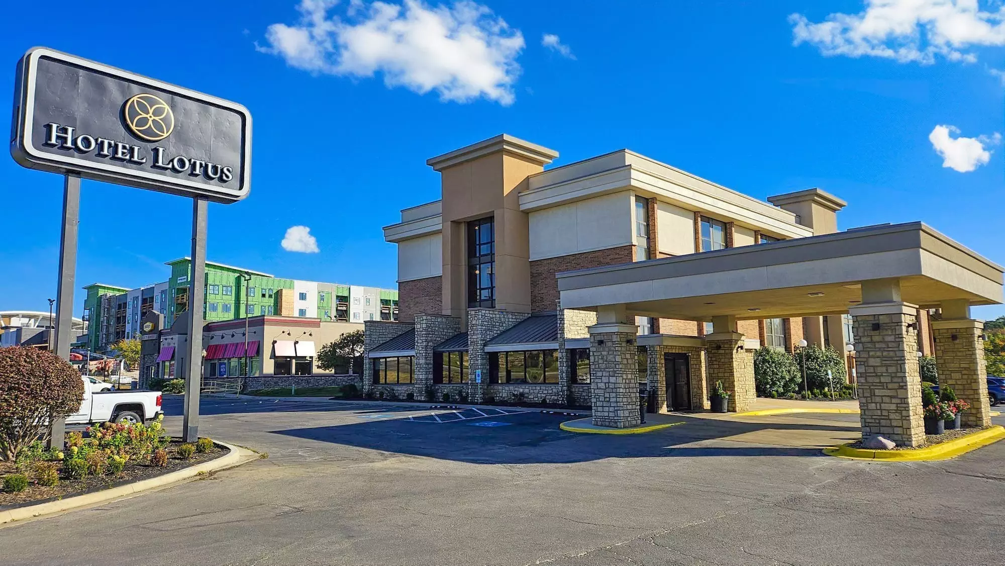 Hotel Lotus Kansas City Merriam - Primary Image