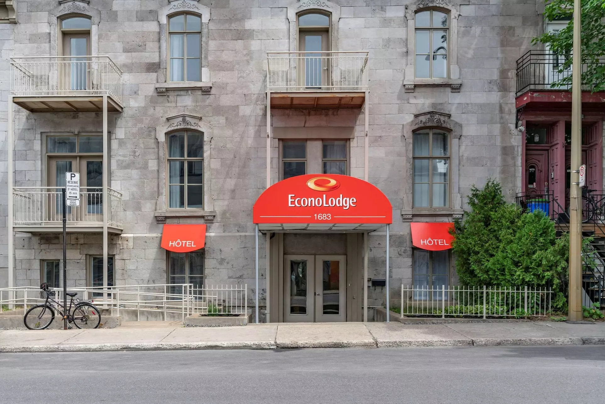 Econo Lodge - Primary Image