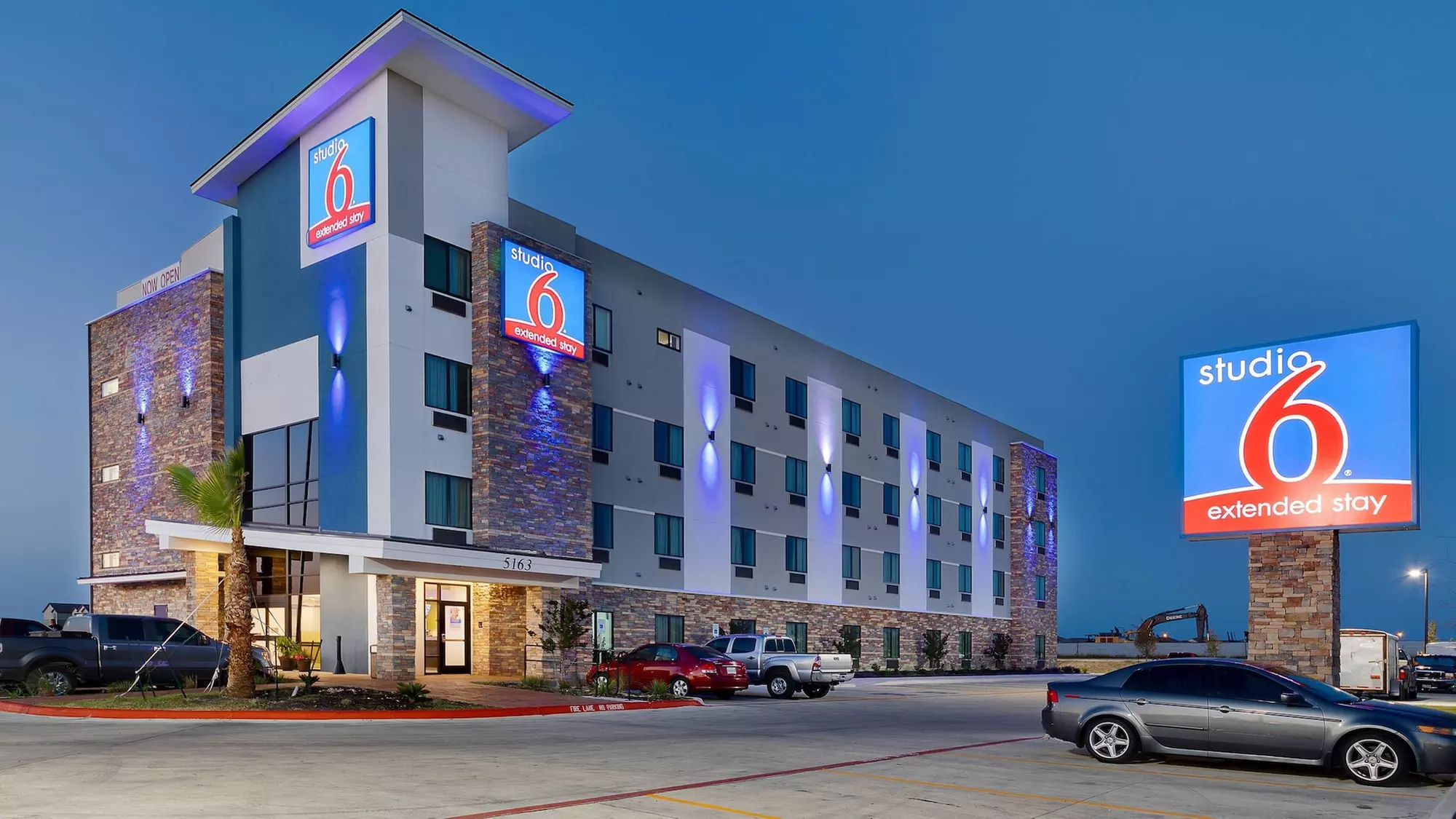 Studio 6 Buda, TX - Primary Image