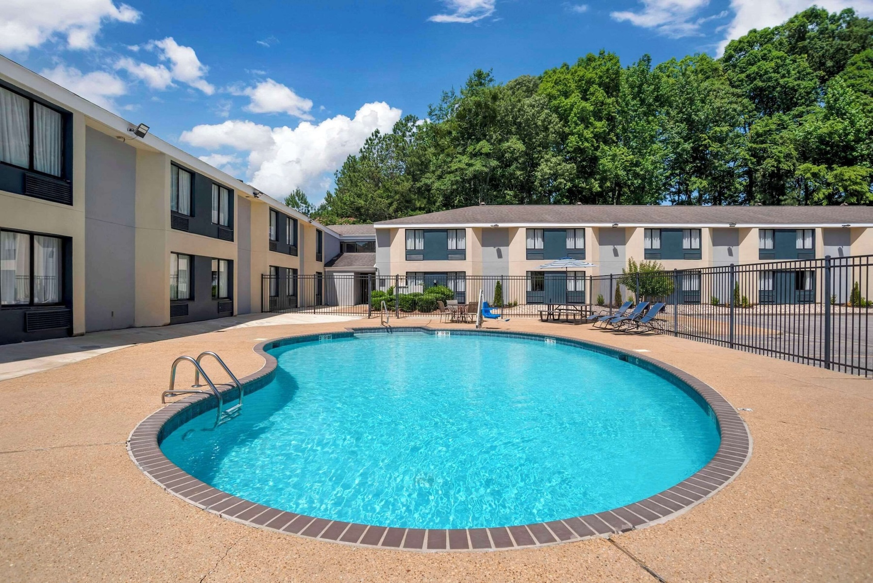 Rodeway Inn Tuscaloosa near University