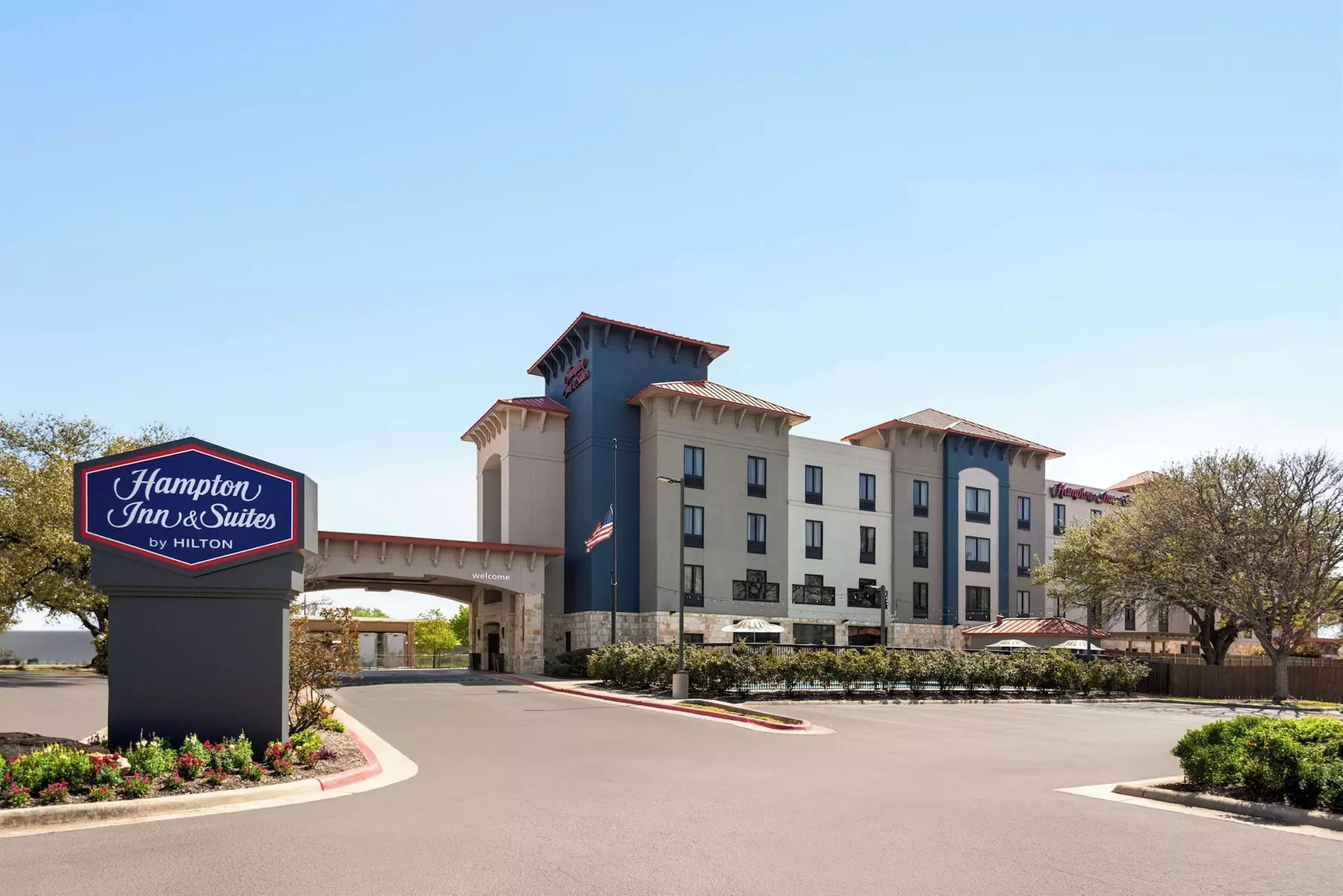 Hampton Inn & Suites San Marcos - Primary Image