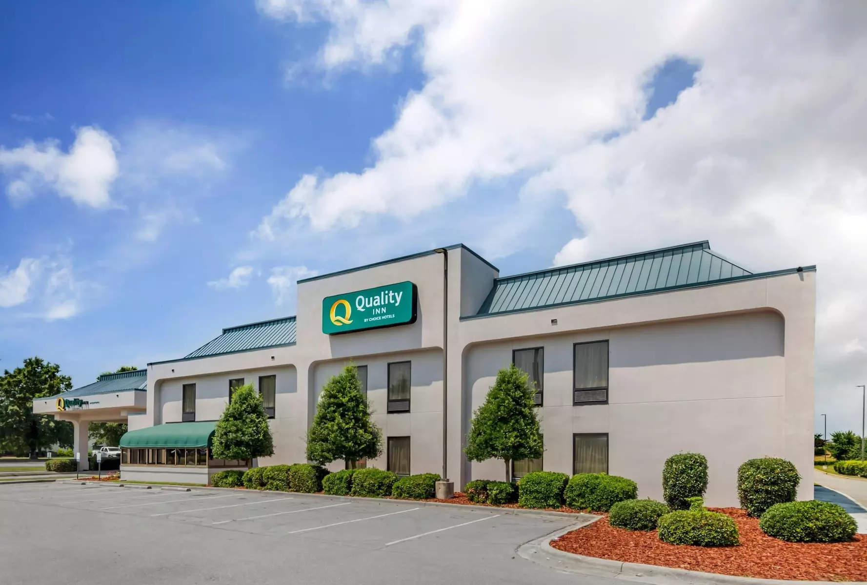 Quality Inn Lumberton North - Primary Image