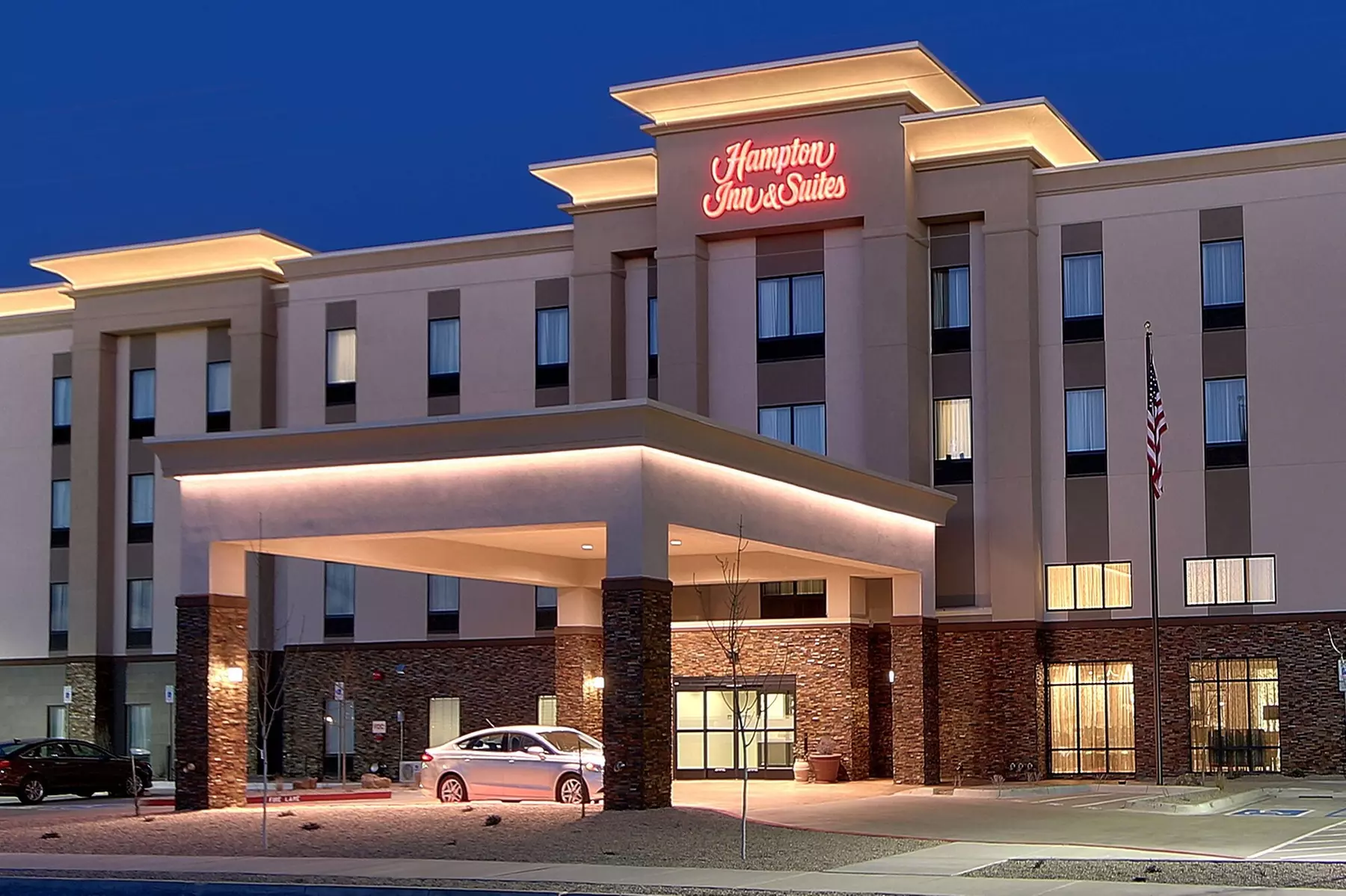 Hampton Inn & Suites Albuquerque Airport - Primary Image