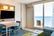 Comfort Suites Beachfront - Second Medium