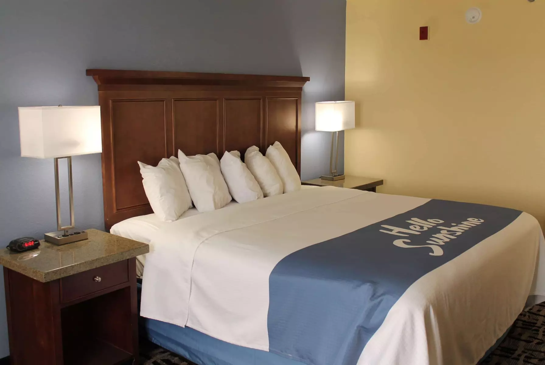Days Inn by Wyndham Batavia Ohio - Primary Image