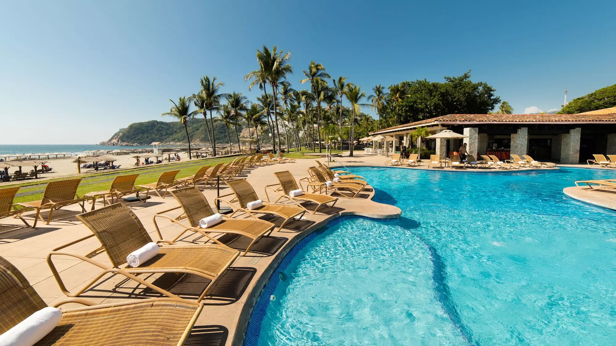 Pierre Mundo Imperial - Primary Image