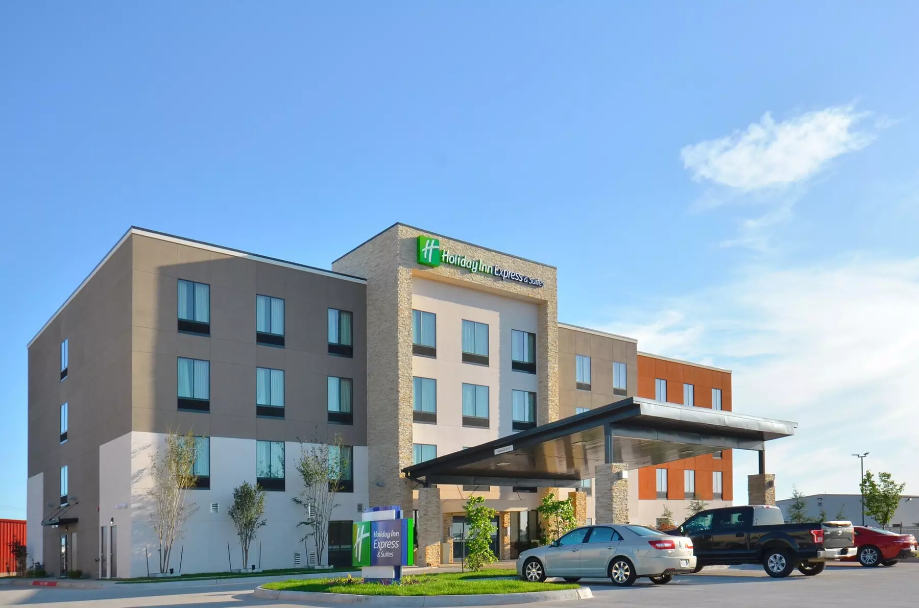 Holiday Inn Express & Suites Oklahoma City Mid - Arpt Area by IHG - Primary Image