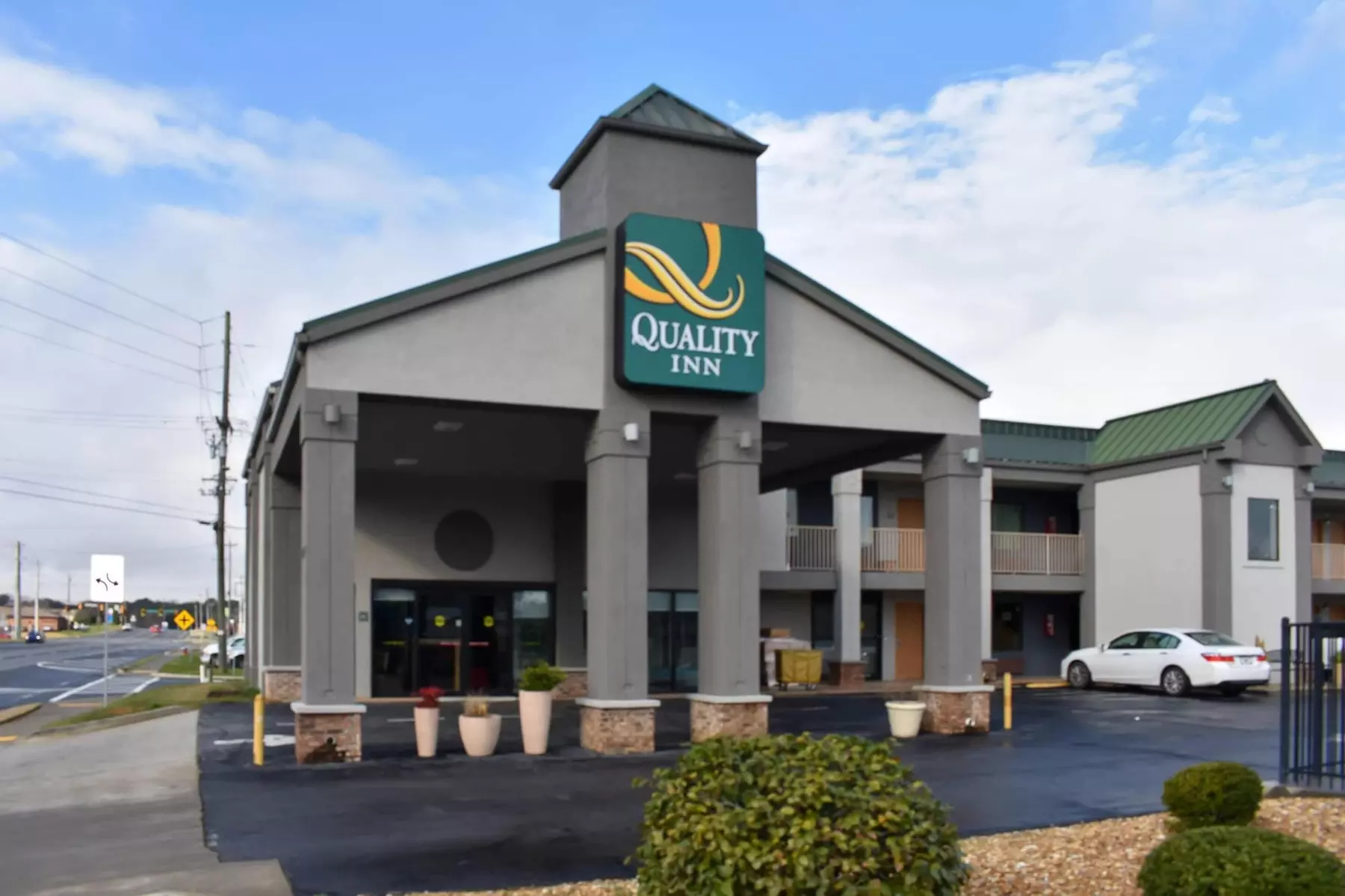Quality Inn Calhoun North I-75 - Primary Image