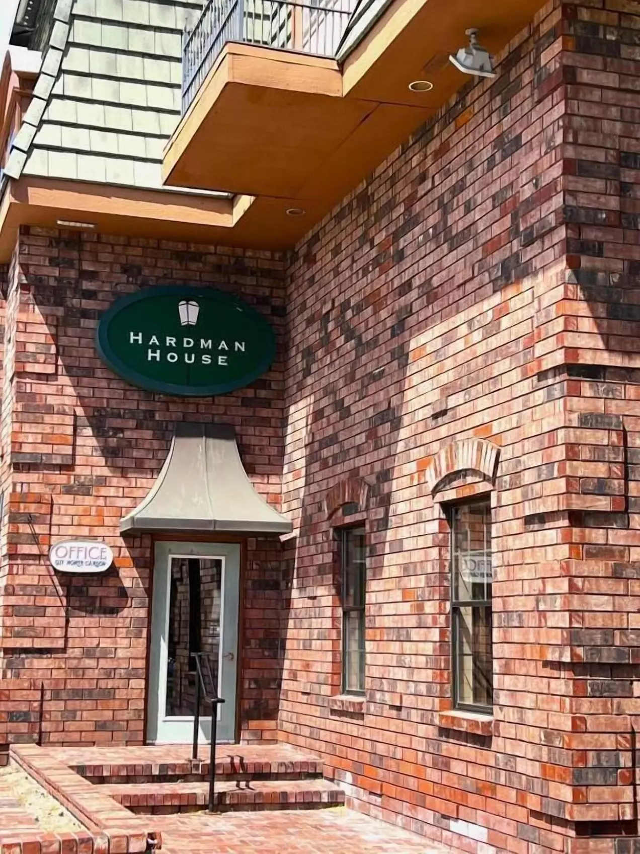 Hardman House Inn & Suites - Primary Image