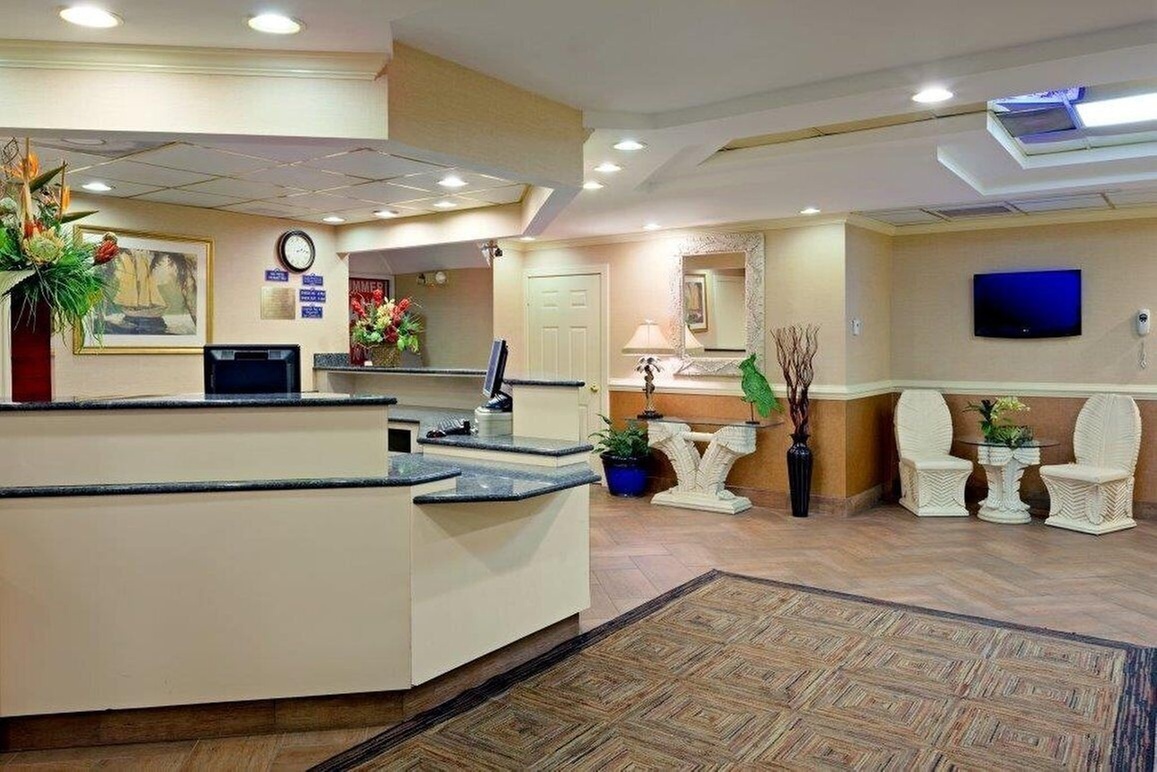 Paradise Plaza Inn