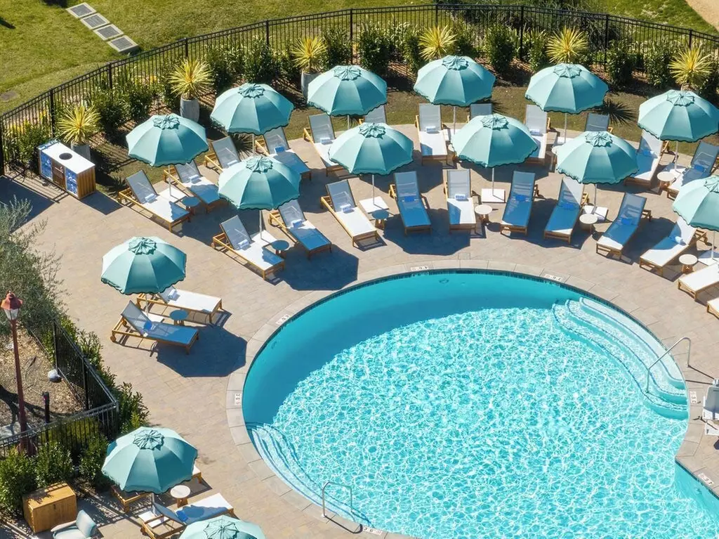 Vintners Resort - Primary Image