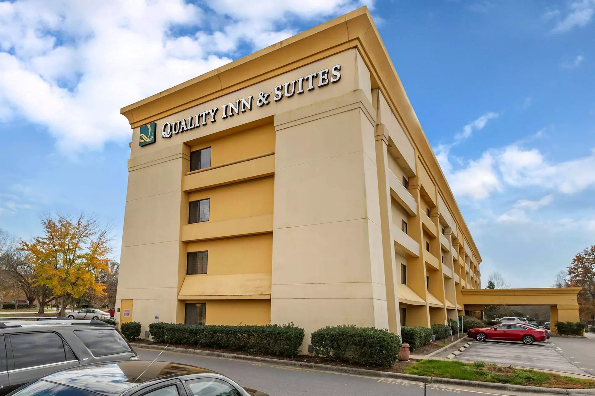 Quality Inn & Suites Raleigh Durham Airport - Primary Image
